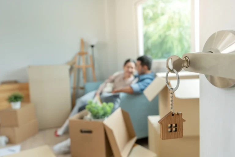 House Removals in Slough When Move-In and Move-Out Don’t Align